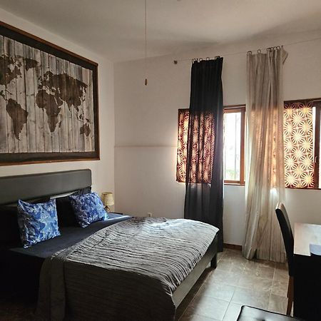 Blue Eagle Guesthouse - Casa De Hospedes سانتا ماريا المظهر الخارجي الصورة