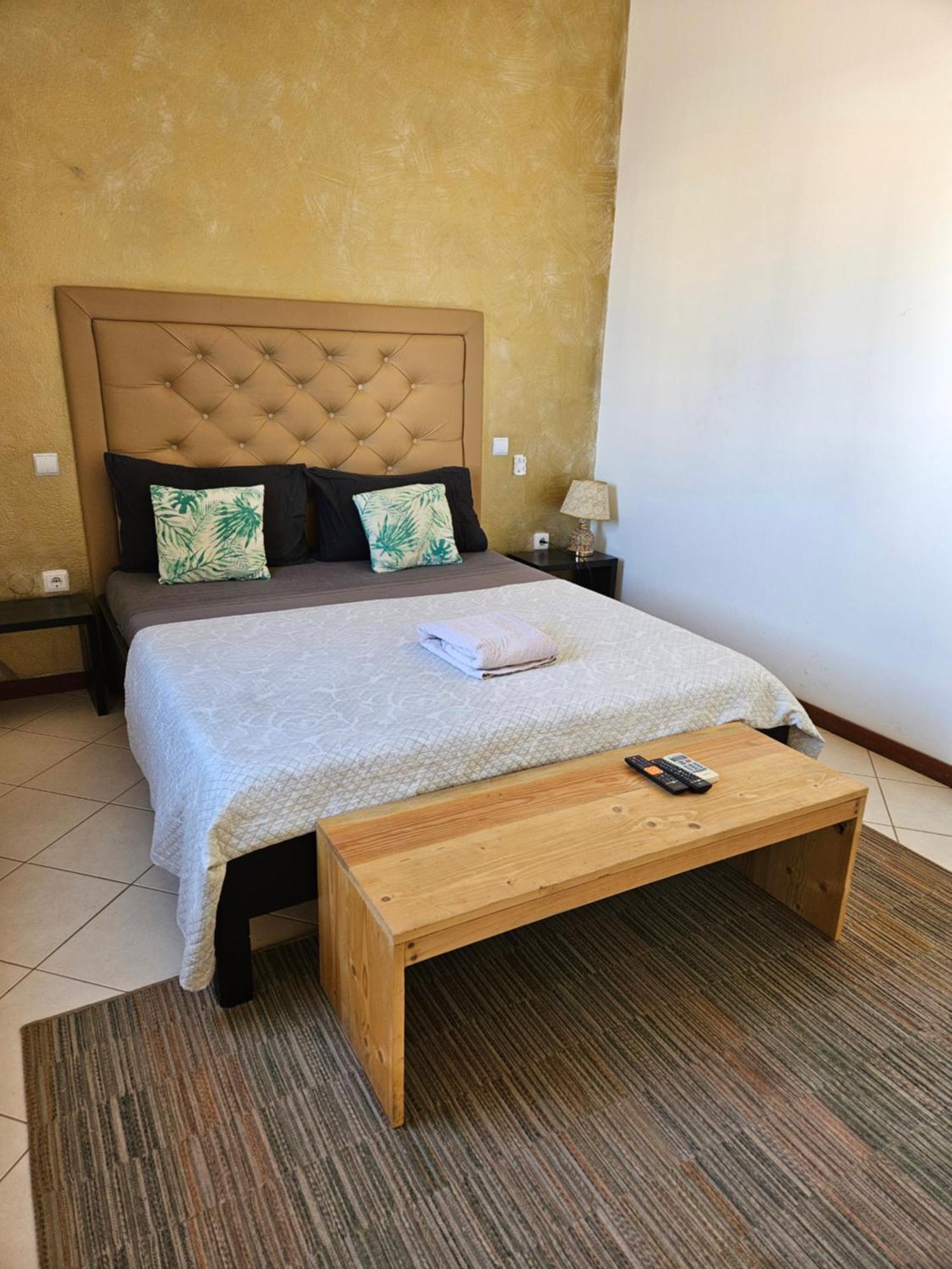 Blue Eagle Guesthouse - Casa De Hospedes سانتا ماريا المظهر الخارجي الصورة