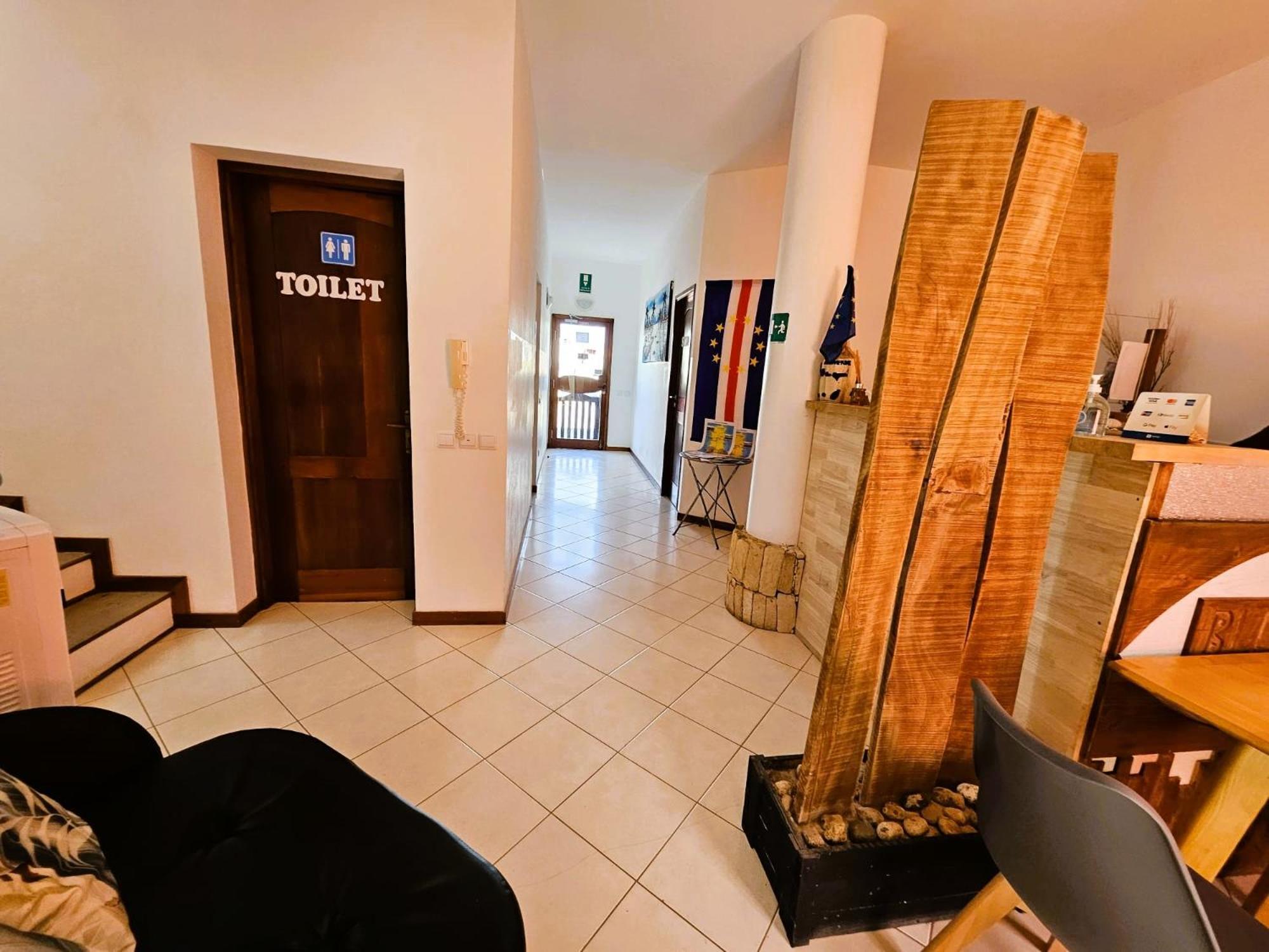 Blue Eagle Guesthouse - Casa De Hospedes سانتا ماريا المظهر الخارجي الصورة